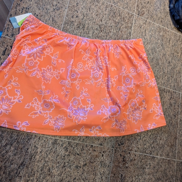 Cacique by Lane Bryant Swim Skirt Size 20 NWT - Picture 2 of 8